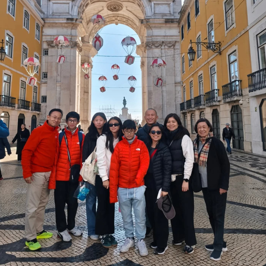 Small Group Tour up to 19 people